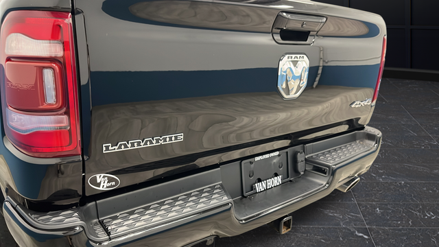 Used 2022 Diamond Black Crystal Pearlcoat Ram Laramie image 39
