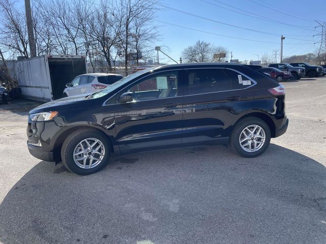 2024 Ford Edge SEL 24