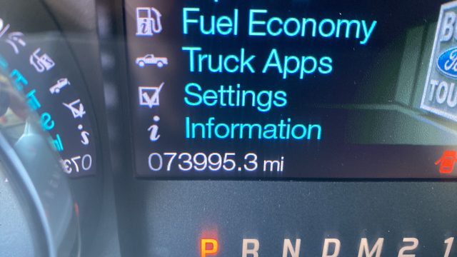 Used 2014 Sterling Gray Metallic Ford XLT image 10