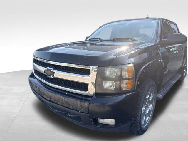Black 2008 Chevrolet Silverado 1500 Pickup Truck Four-Wheel Drive 4-Speed Automatic