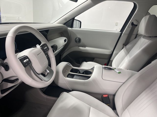 New 2026 Gray Hyundai SEL image 10
