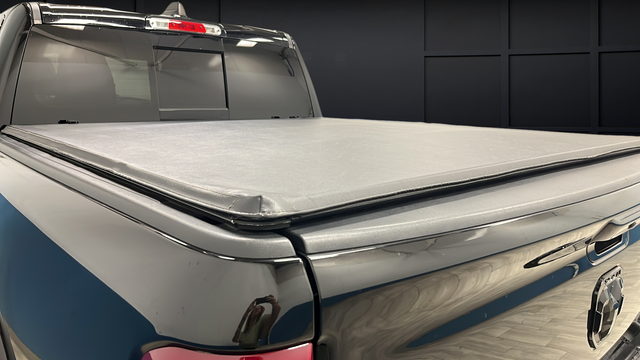 Used 2022 Diamond Black Crystal Pearlcoat Ram Laramie image 33