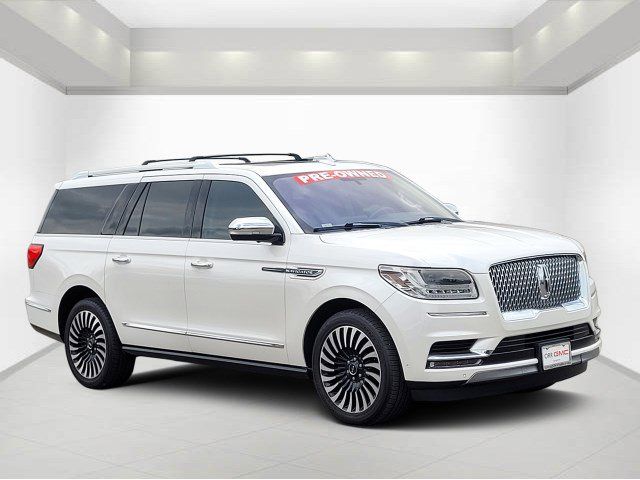 White Platinum Clearcoat Metallic 2018 Lincoln Navigator L Black Label 4WD SUV / Crossover Four-Wheel Drive Automatic