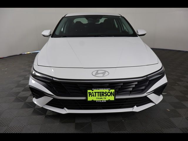 2024 Hyundai Elantra SEL - Photo 8