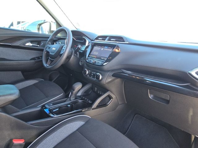 2023 Chevrolet TrailBlazer LT:C02508