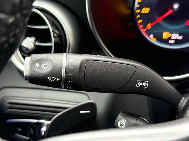 2021 Mercedes-Benz GLC