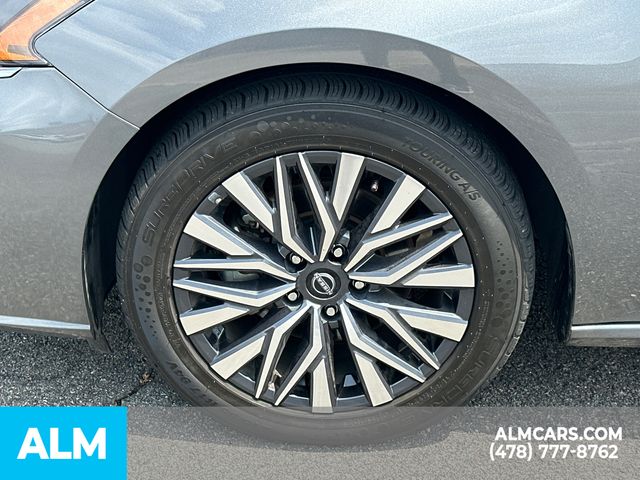 Used 2025 Gray Nissan 2.5 SV image 12