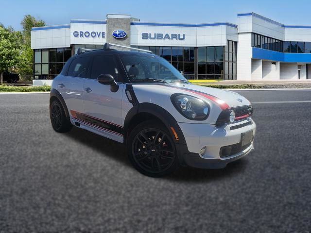 Light White 2016 MINI Countryman SUV / Crossover All-Wheel Drive 6-Speed Manual Overdrive