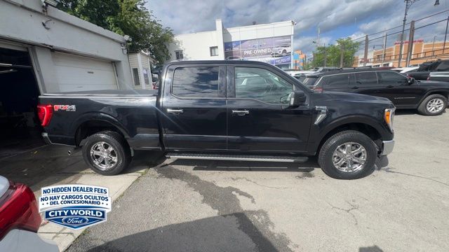 View vehicle photo 4