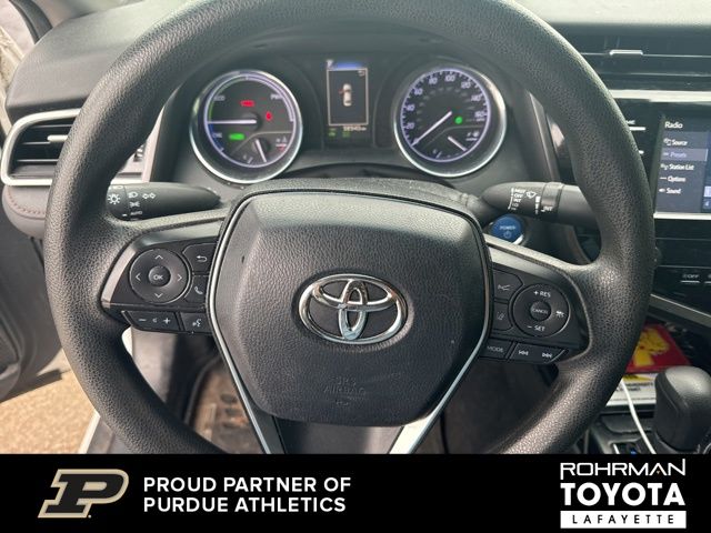 2018 Toyota Camry Hybrid LE 8