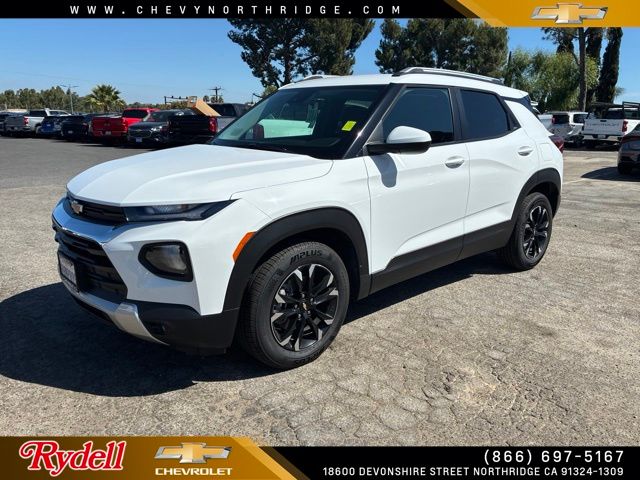 Summit White 2023 Chevrolet Trailblazer SUV / Crossover Front-Wheel Drive Continuously Variable Transmission
