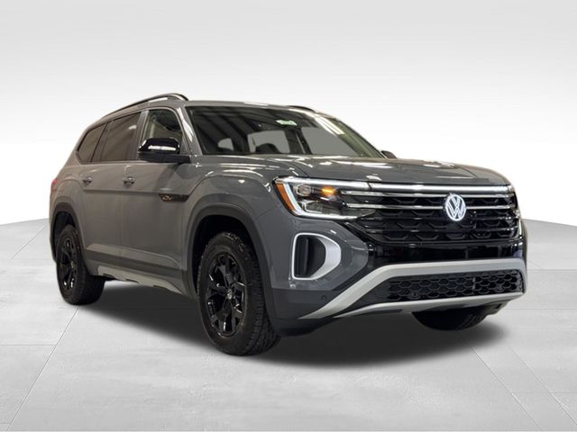 Pure Gray 2026 Volkswagen Atlas SUV / Crossover All-Wheel Drive 8-Speed Automatic