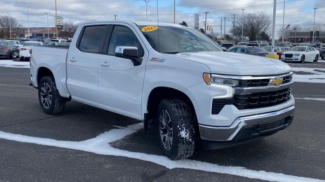 2023 Chevrolet Silverado 1500 LT 2