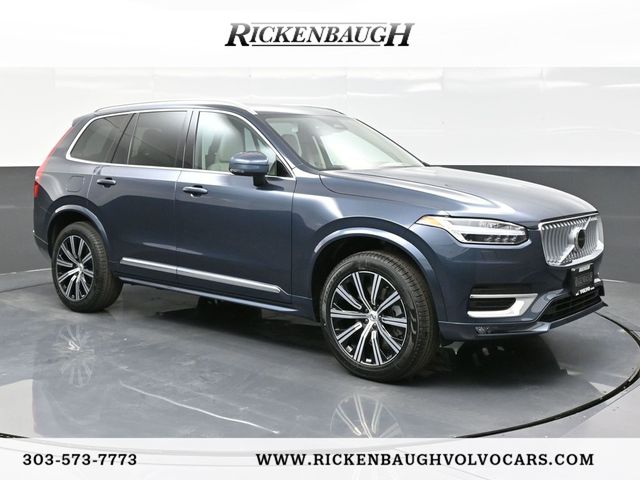 2025 Volvo XC90 B5 Core photo