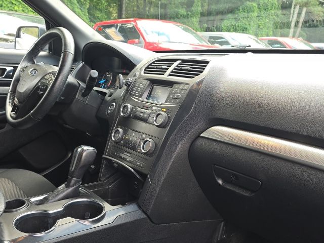 2018 Ford Explorer XLT:169570A