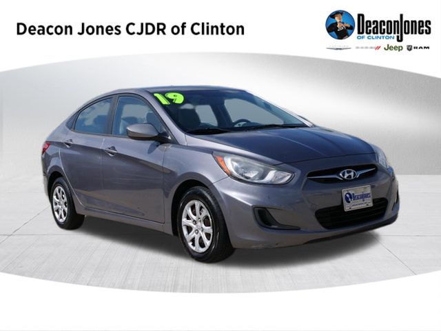 Triathlon Gray Metallic 2014 Hyundai Accent GLS Sedan FWD Sedan Front-Wheel Drive 6-Speed Automatic Overdrive
