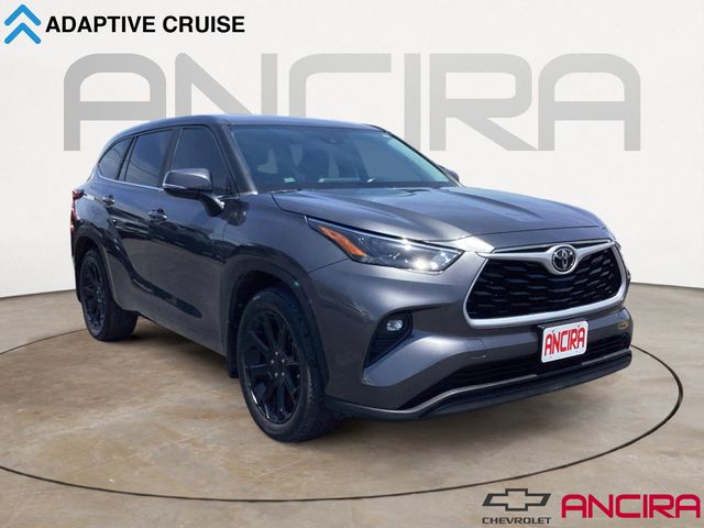 Used Car 2023 Toyota Highlander  Le For Sale Under $30,000 In San Antonio, Texas
