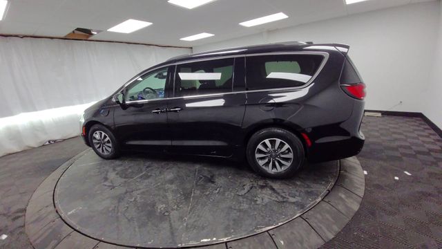 2021 – Chrysler – Pacifica Hybrid