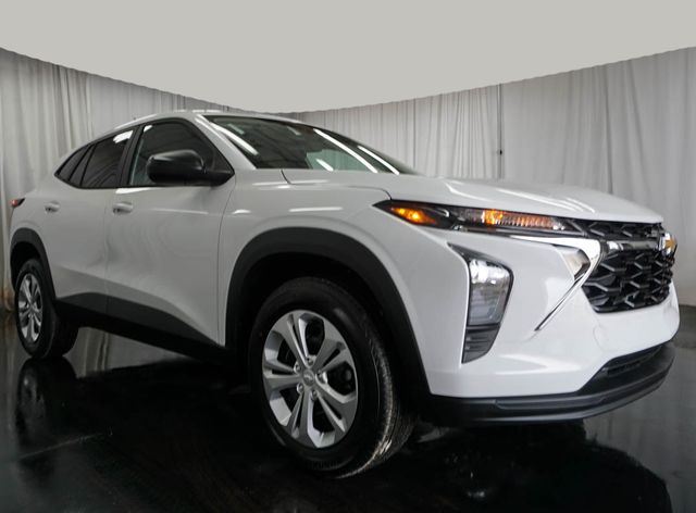 View vehicle photo 2