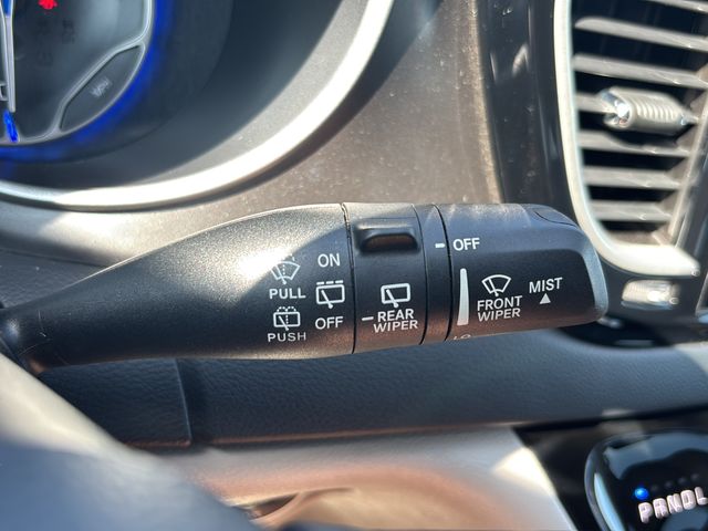 Used 2023 Chrysler Pacifica Van