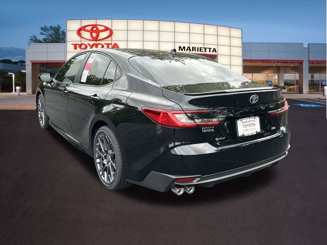 2025 Toyota Camry SE 24