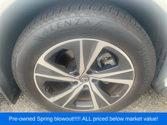 Used 2023 White Lexus 350 Premium image 9