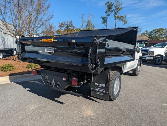 2025 Chevrolet Silverado 3500HD Work Truck photo