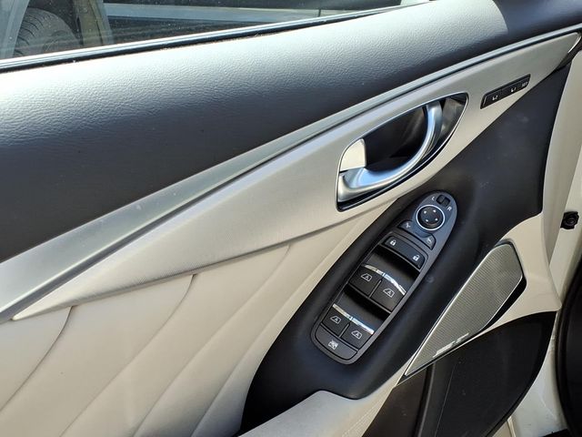 2023 INFINITI Q50 - Image 7