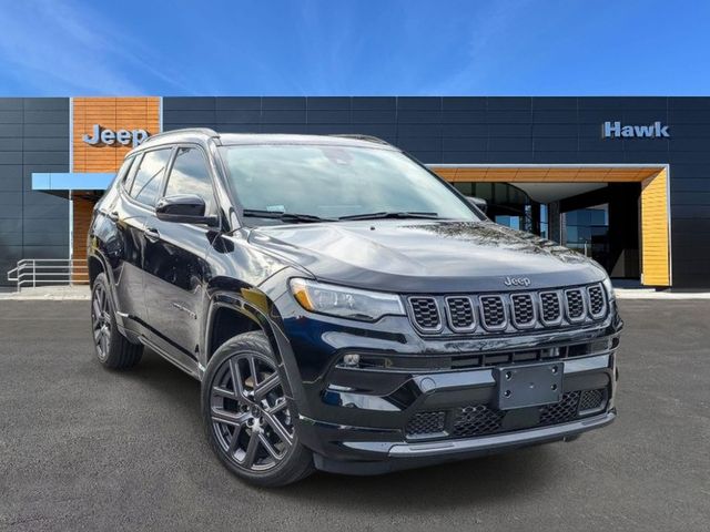 Diamond Black Crystal Pearlcoat 2025 Jeep Compass Limited 4WD SUV / Crossover Four-Wheel Drive 8-Speed Automatic