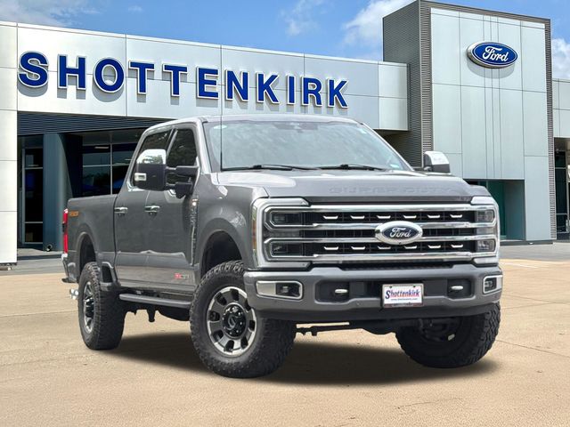 2024 Ford F-350 Platinum 4x4 Crew Cab 6-3/4' Box SRW's photo