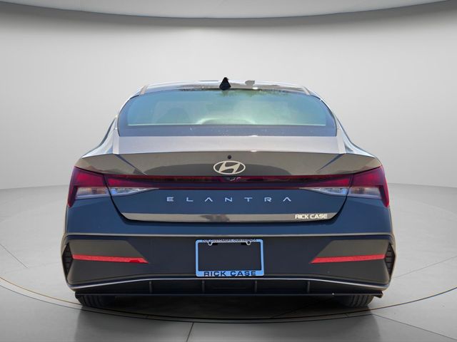 2026 Hyundai Elantra - $22,713