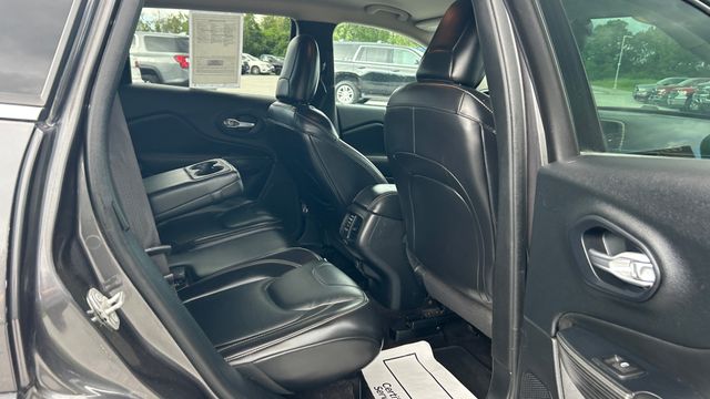 Used 2016 Jeep Cherokee SUV