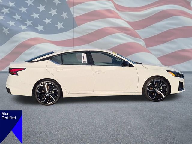 Used 2026 White Nissan 2.5 SR image 2