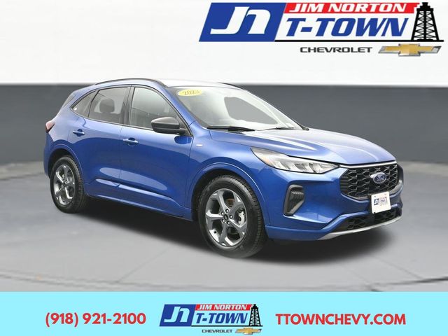 Blue Metallic 2023 Ford Escape SUV / Crossover Front-Wheel Drive 8-Speed Automatic