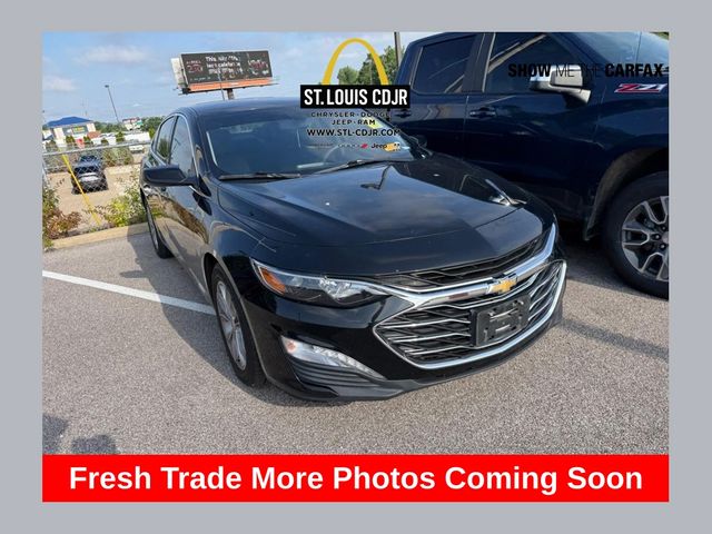 Mosaic Black Metallic 2021 Chevrolet Malibu Sedan Front-Wheel Drive Continuously Variable Transmission