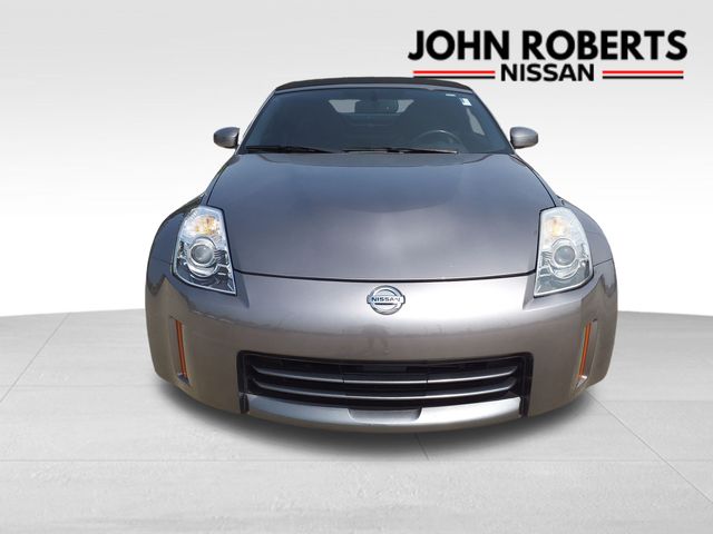 2009 Nissan 350Z Touring 10