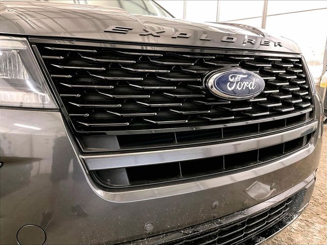 2018 Ford Explorer Sport Gray at Grove City Ford