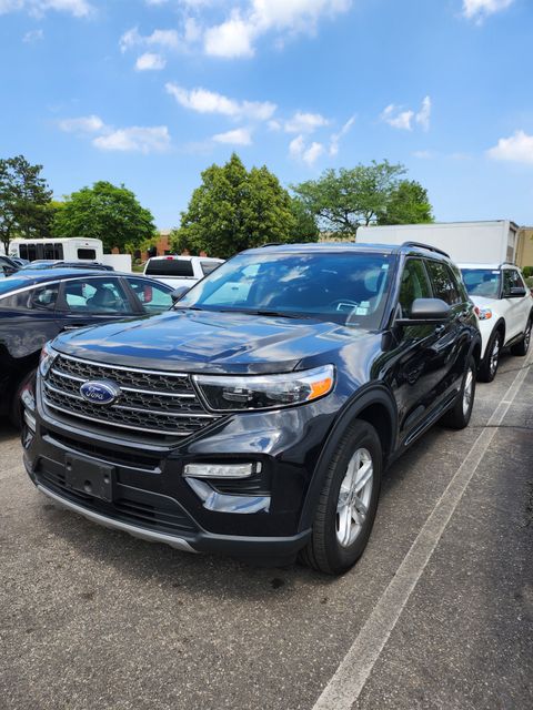 Used 2023 Black Ford XLT image 10