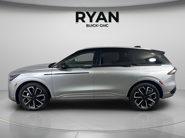 used 2024 Lincoln Nautilus car, priced at $50,500