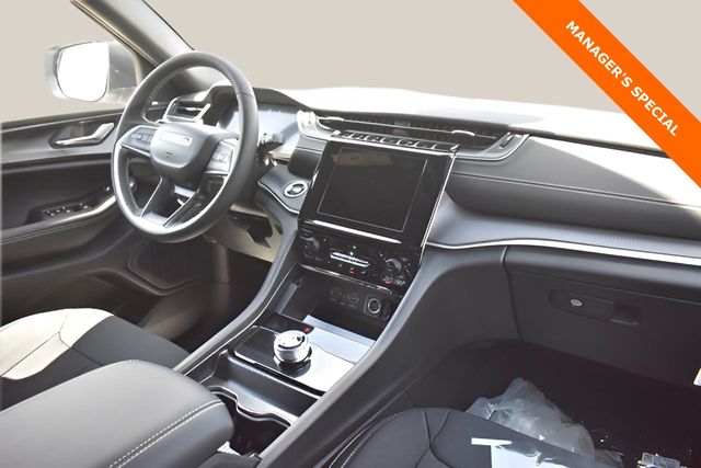 New Car 2025 Jeep Grand Cherokee L  Laredo X For Sale Under $35,000 In Austin, Texas