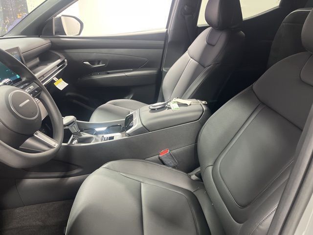 Used 2025 Gray Hyundai SEL image 8