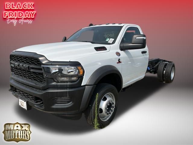 2024 Ram 5500HD Tradesman 3