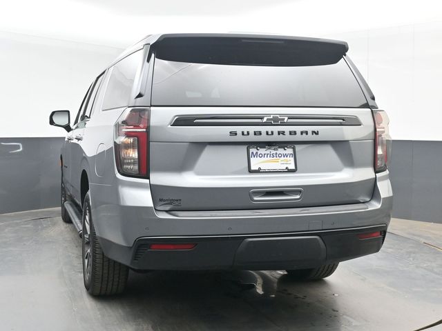 Used 2023 Gray Chevrolet Z71 image 12