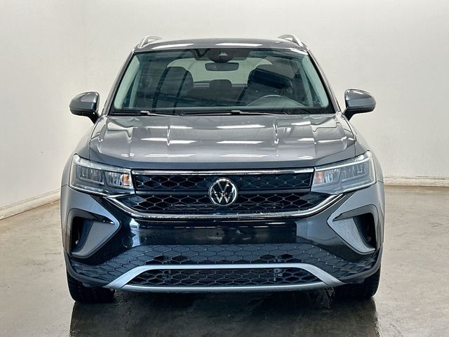 2024 Volkswagen Taos 1.5T SE Gray at Subaru and VW of Moon Township