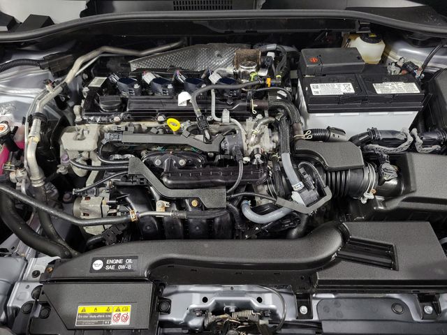 2024 Toyota Corolla Cross XLE - Photo 13