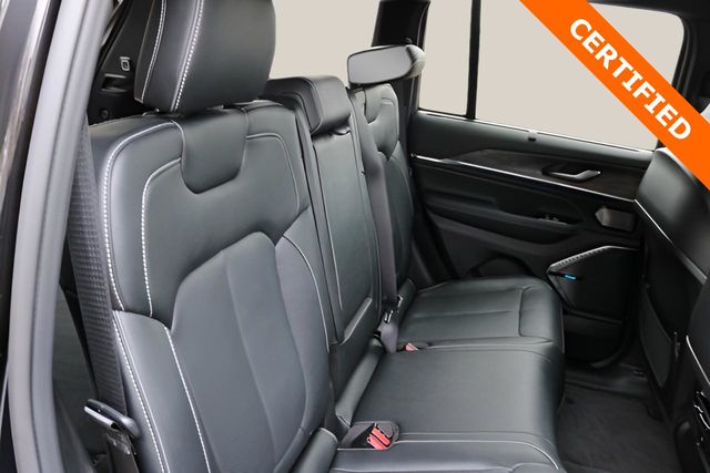 Used Car 2022 Jeep Grand Cherokee  Overland For Sale Under $40,000 In Austin, Texas