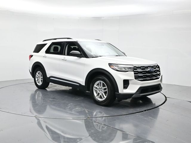 2025 Ford Explorer Active RWD
