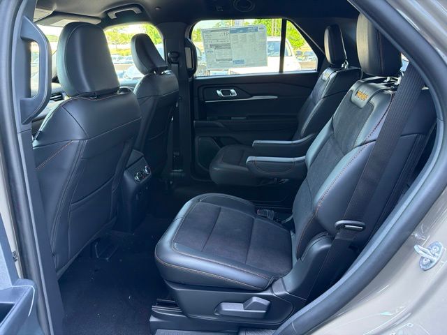 New 2026 Gray Ford Tremor image 7
