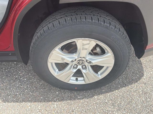Used 2021 Toyota RAV4 SUV