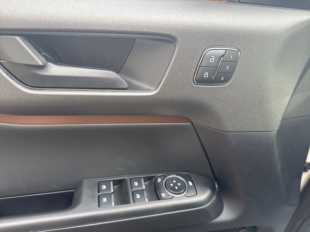 New 2025 Beige Ford Outer Banks image 17